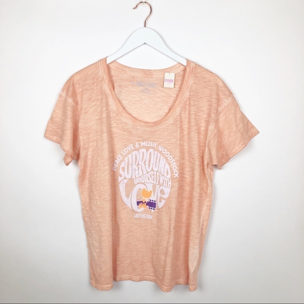 PINK VICTORIA’S SECRET
WOODSTOCK BAND TEE TOP XS